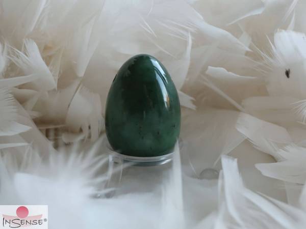 Deko-Ei Nephrit (Polar-Jade) - 4,5 x 3,4 cm - gebohrt