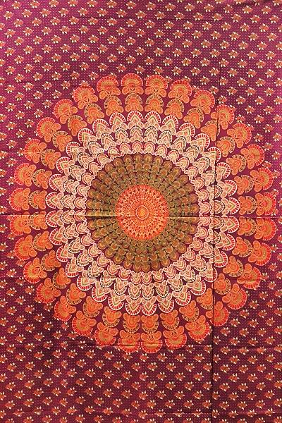 Ritualtuch Tagesdecke Wandbehang - Mandala Peacock weinrot - Normalgröße